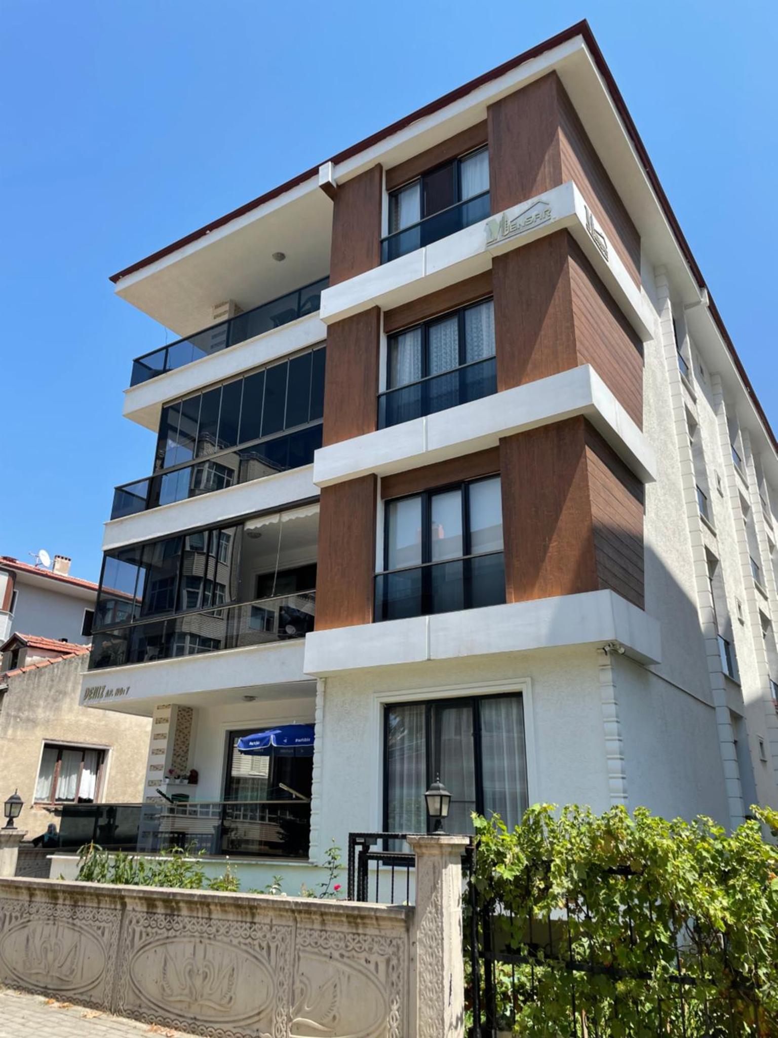 Deniz apartment