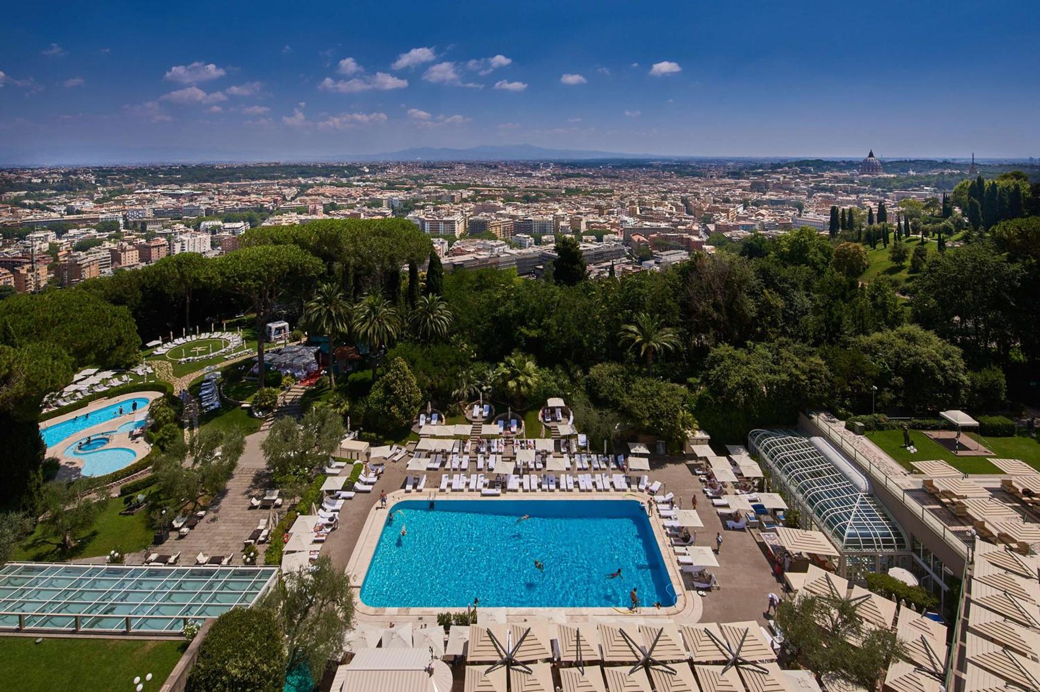 Rome Cavalieri a Waldorf Astoria Resort