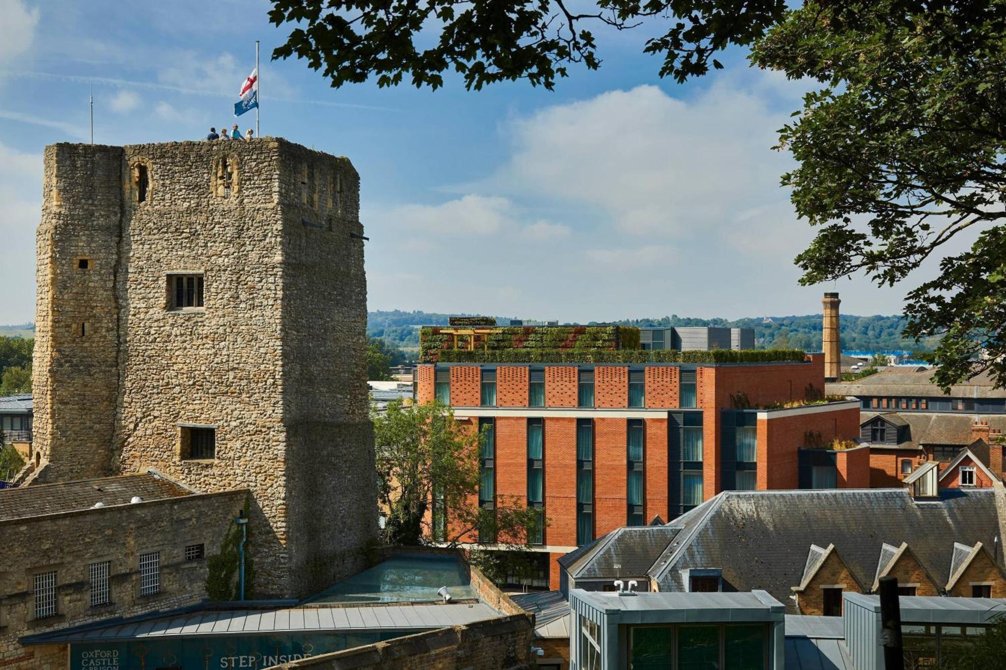 Courtyard Oxford City Centre