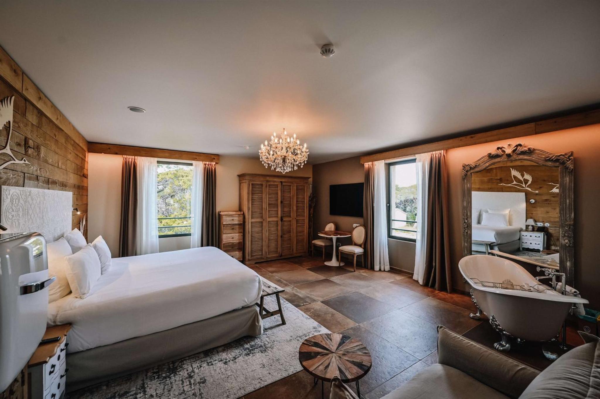 Le Hameau Des Pesquiers Ecolodge & Spa, Curio Collection By Hilton