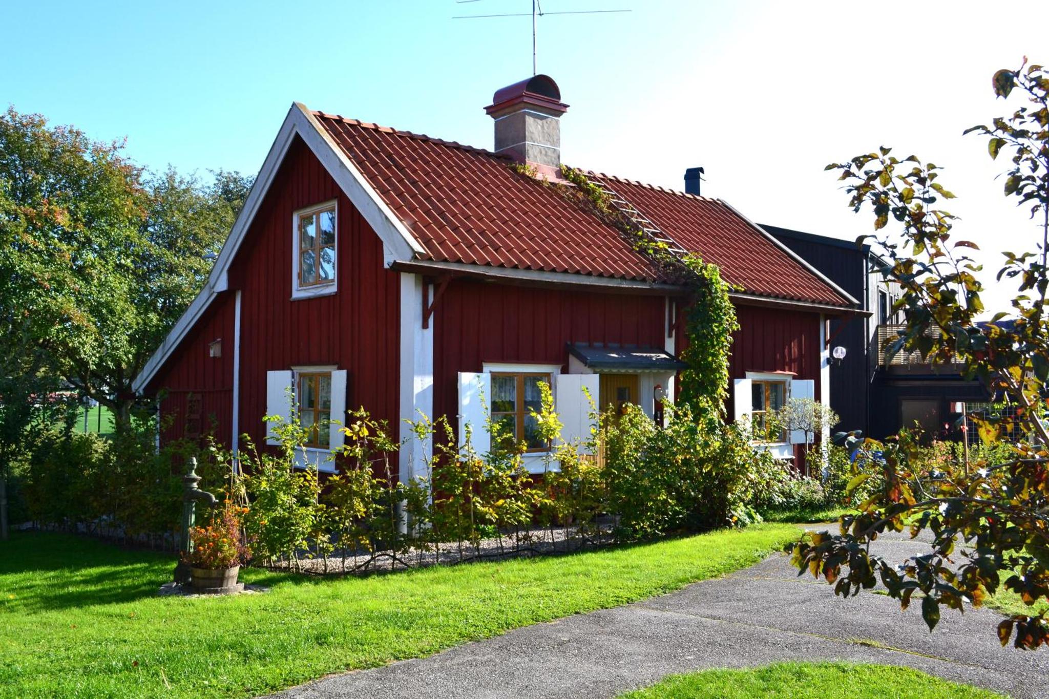 Stuga Med Lantlig Känsla Nära Örebro City