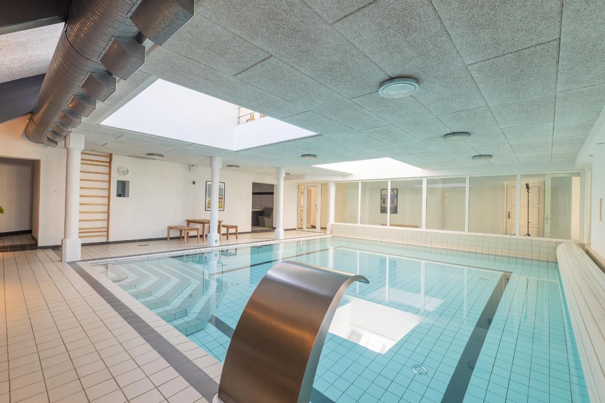 Langeland luksuslejlighed med pool og spa