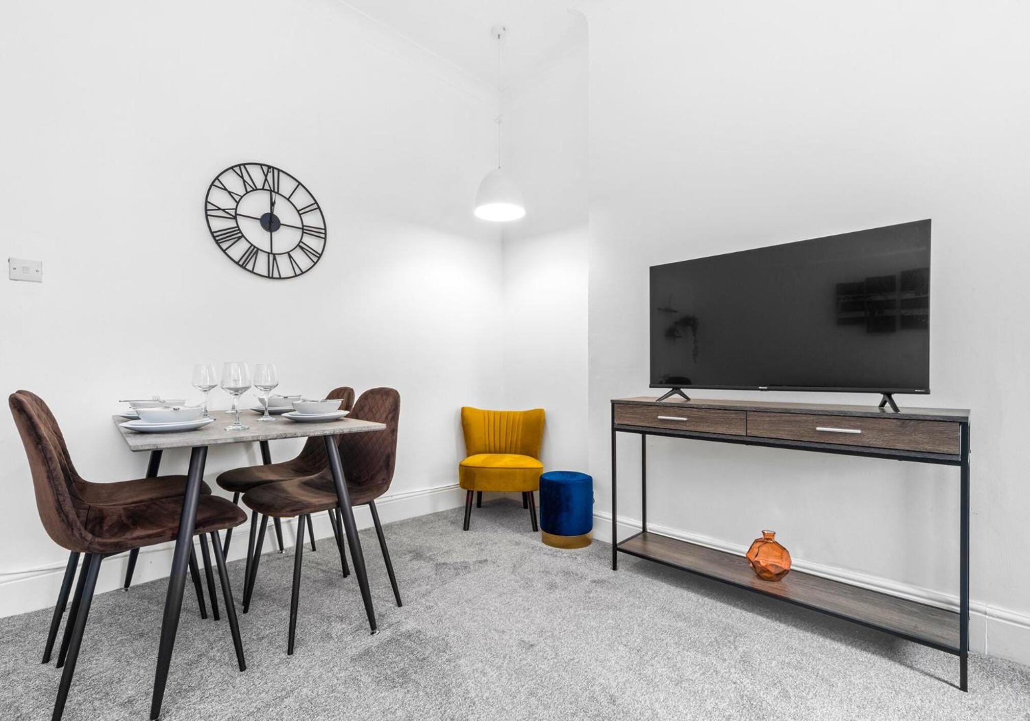 Garturk Apartment by Klass Living Coatbridge