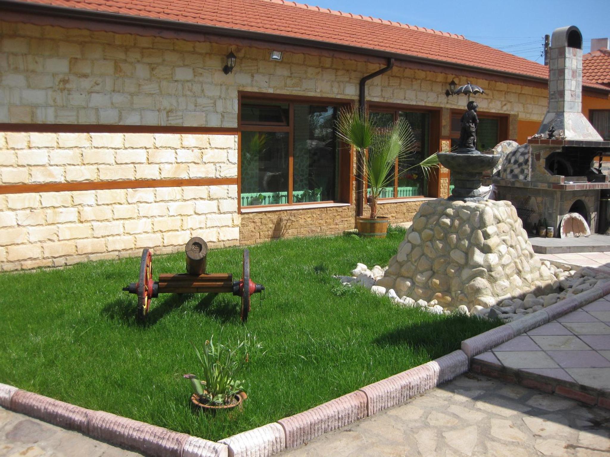 Albena Guest House