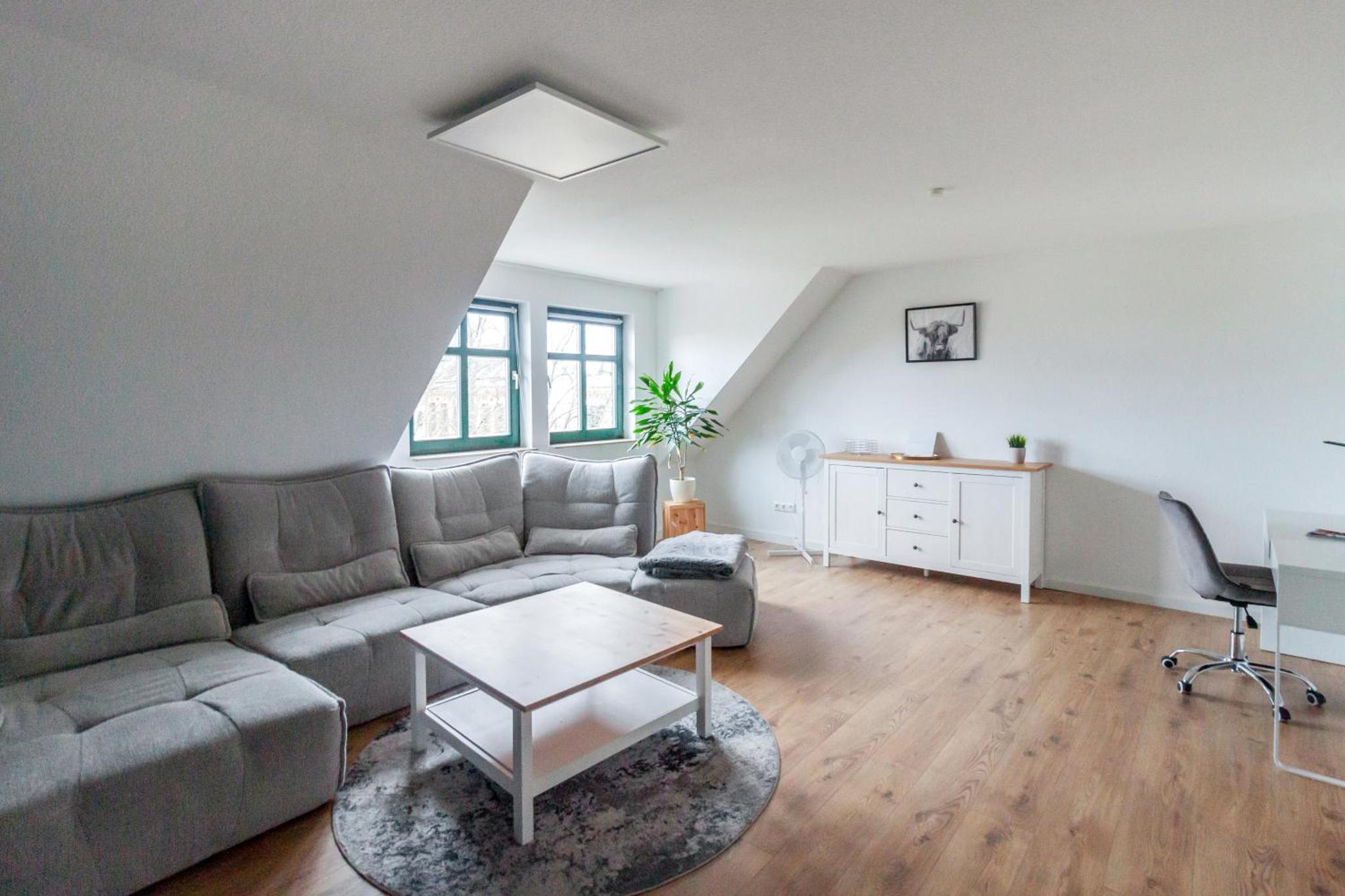 Ferienwohnung "Kapellmeister" mit Klimaanlage in allen 4 Schlafbereichen, großes Wohnzimmer mit Smart TV und Big Sofa