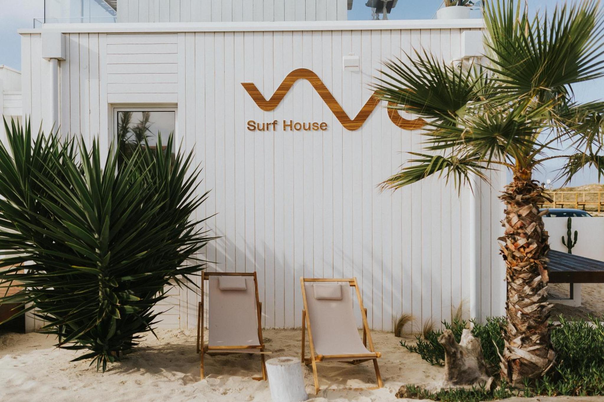 We Surf House