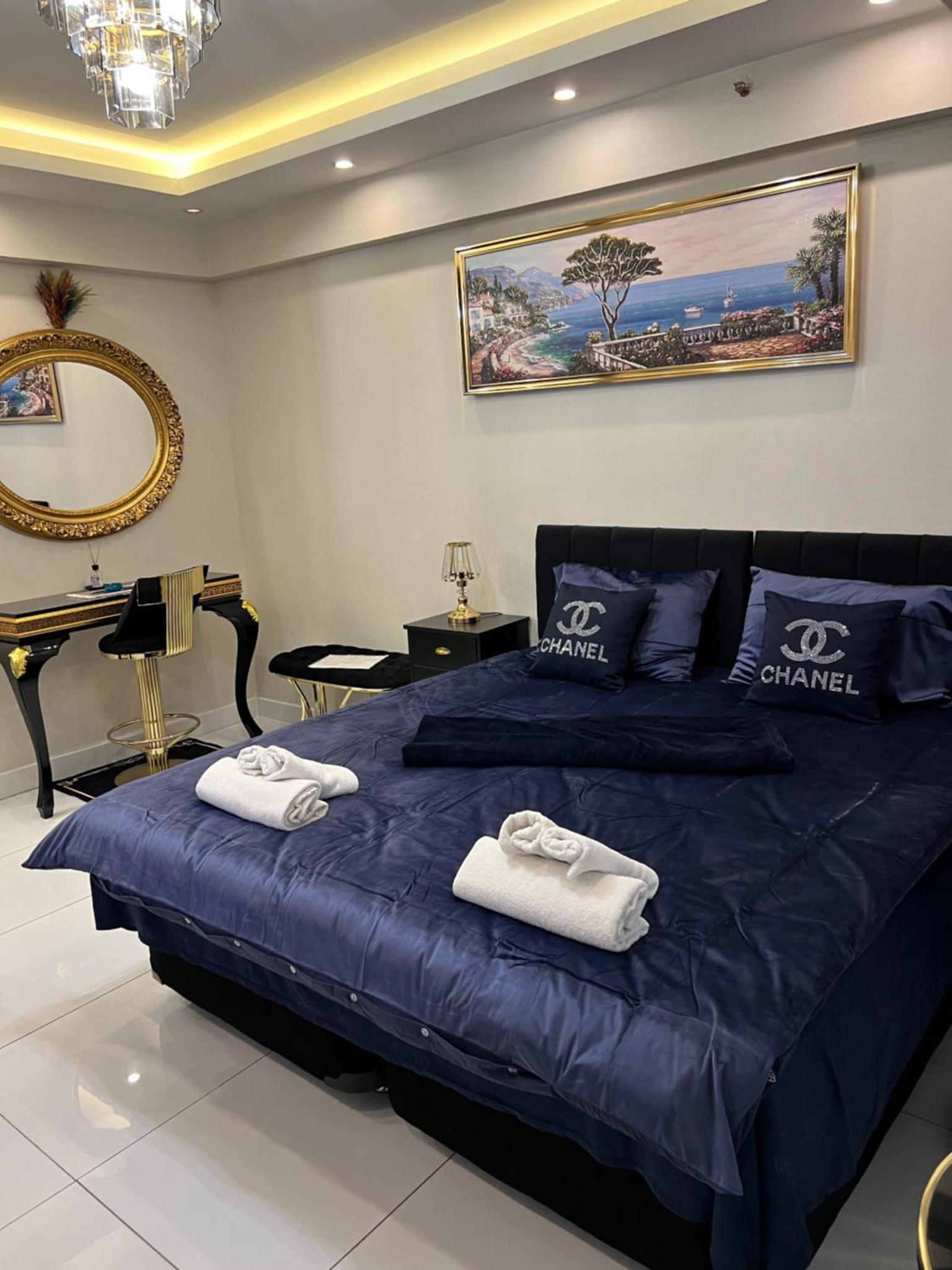 Deluxe suite golden horn