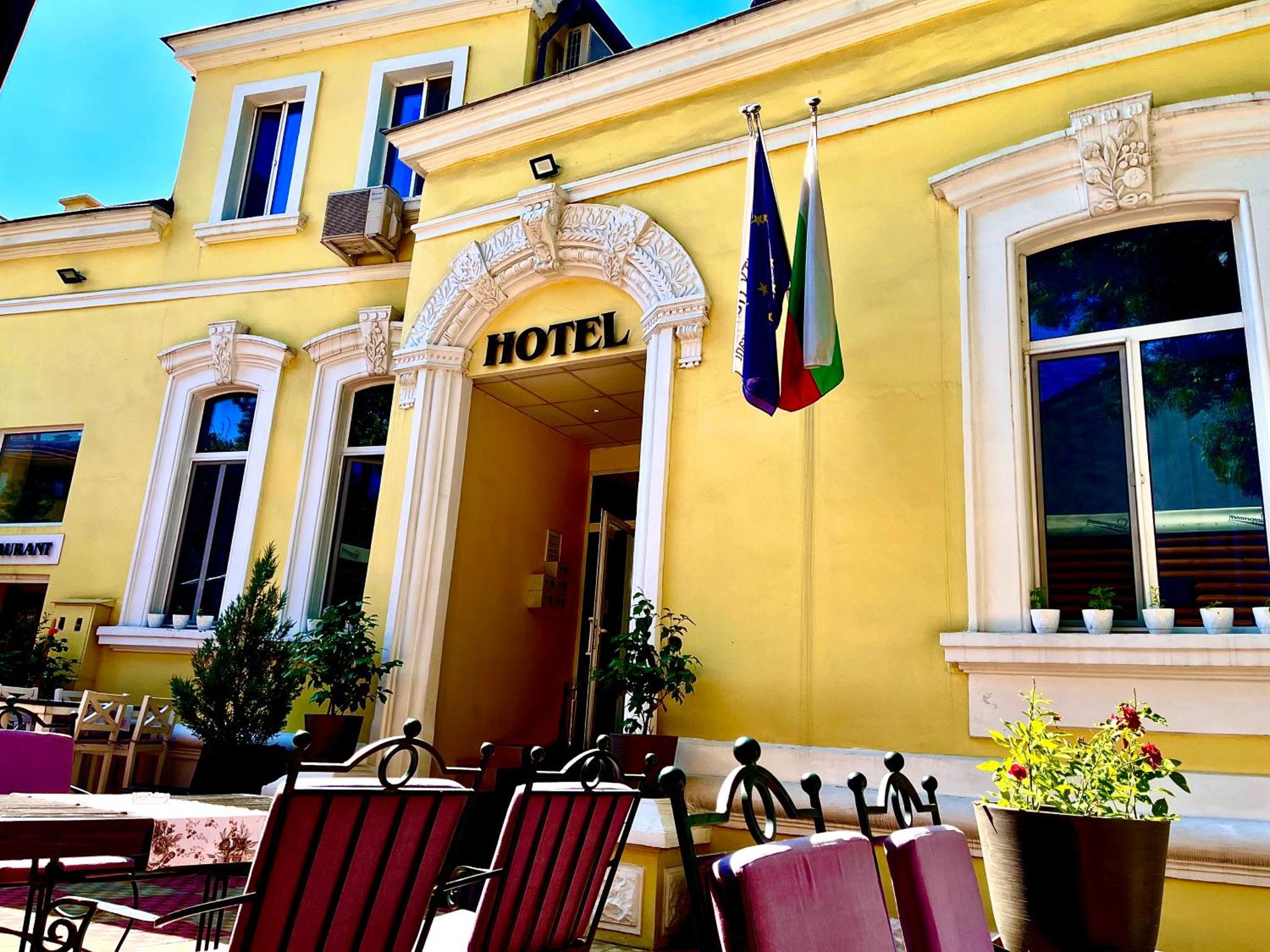 City House Hotel & Restaurant