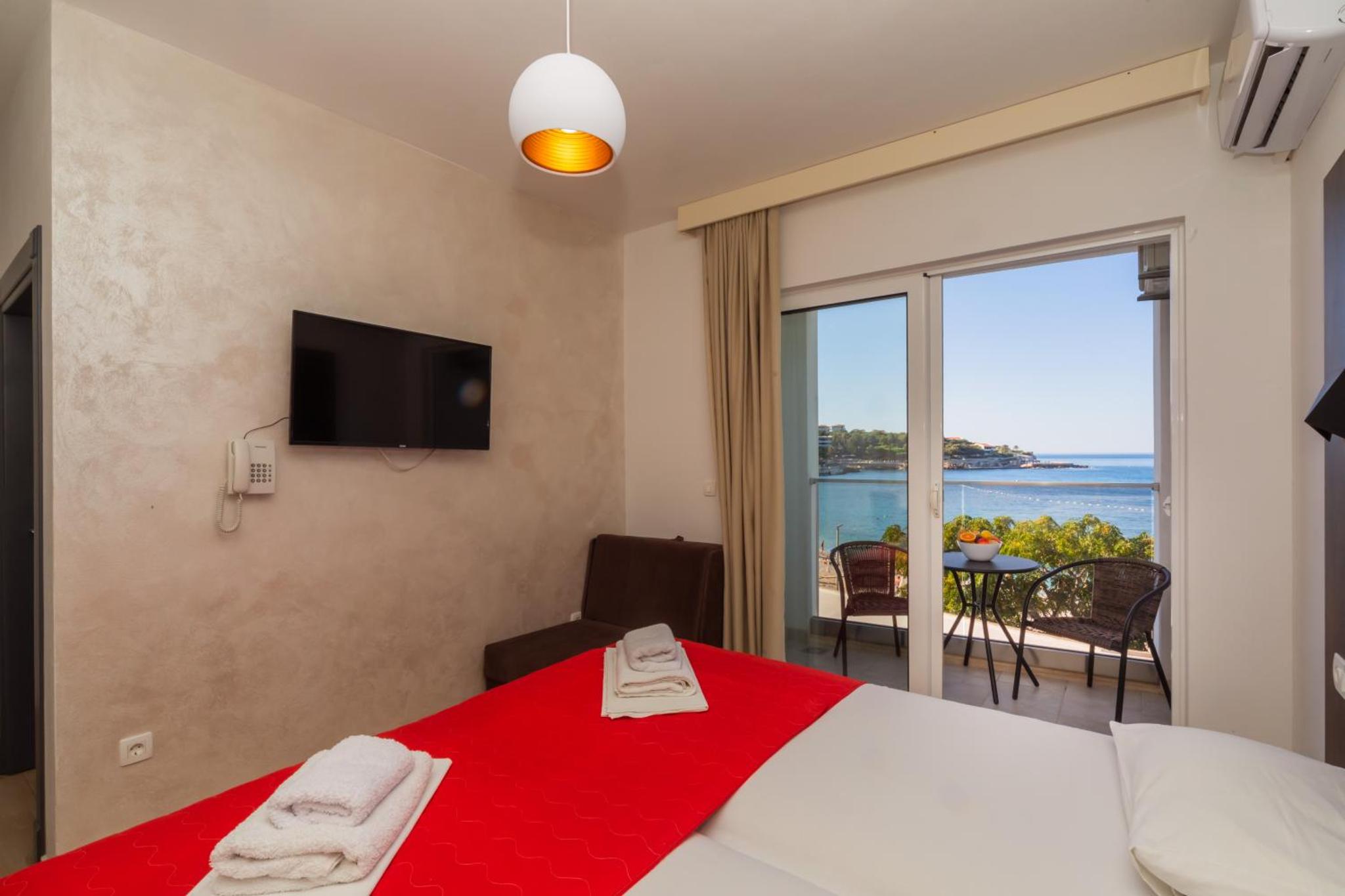 David Lux Beach Rooms