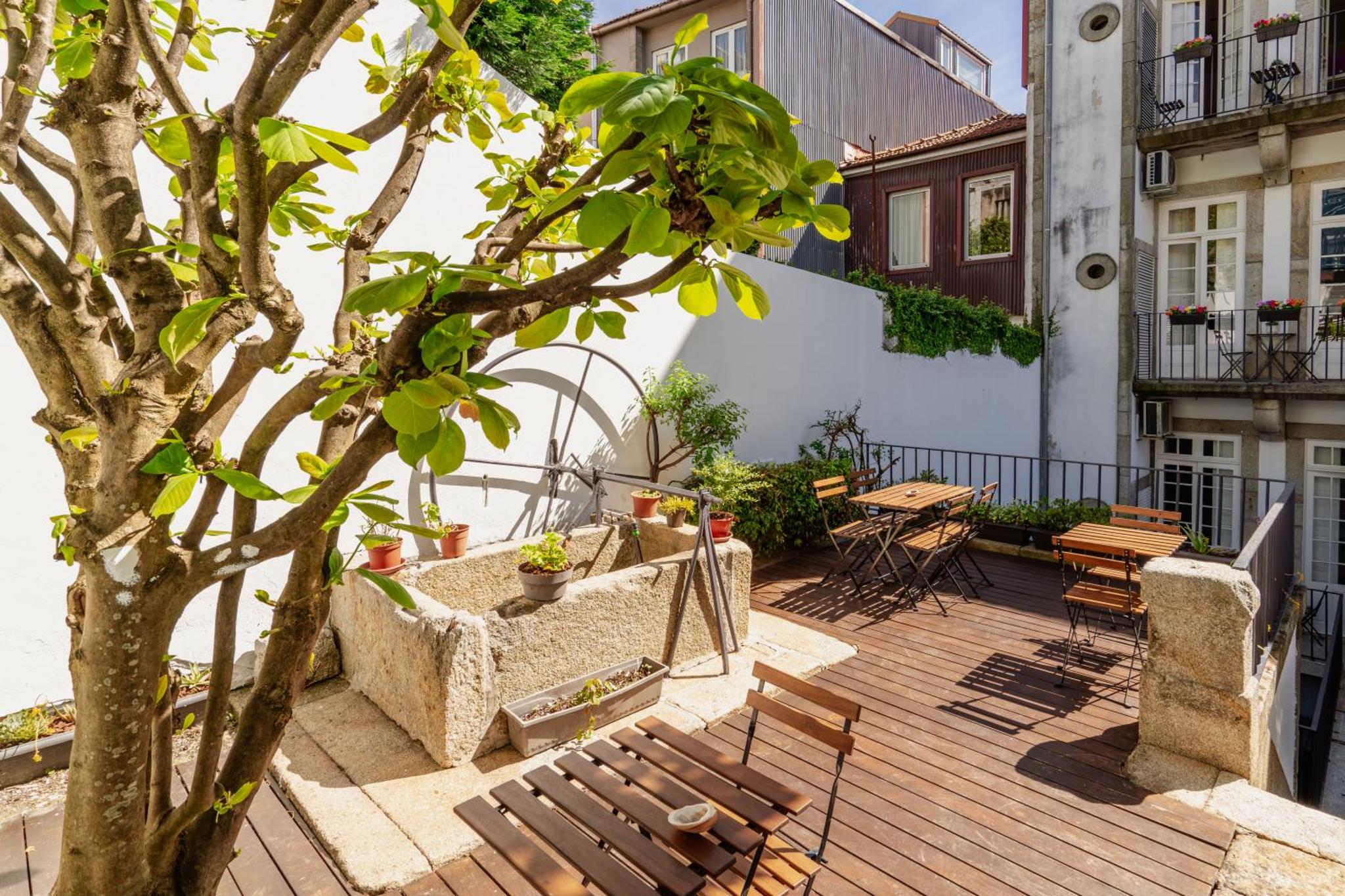 Porto Lounge Hostel & Guesthouse