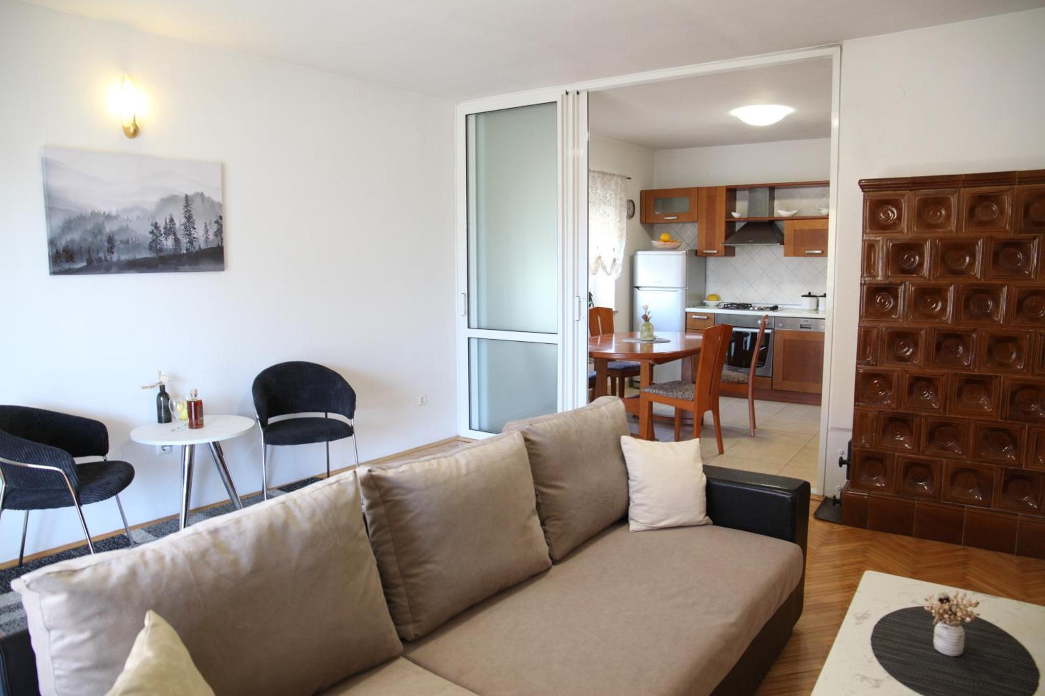 Apartments & Rooms Kresan