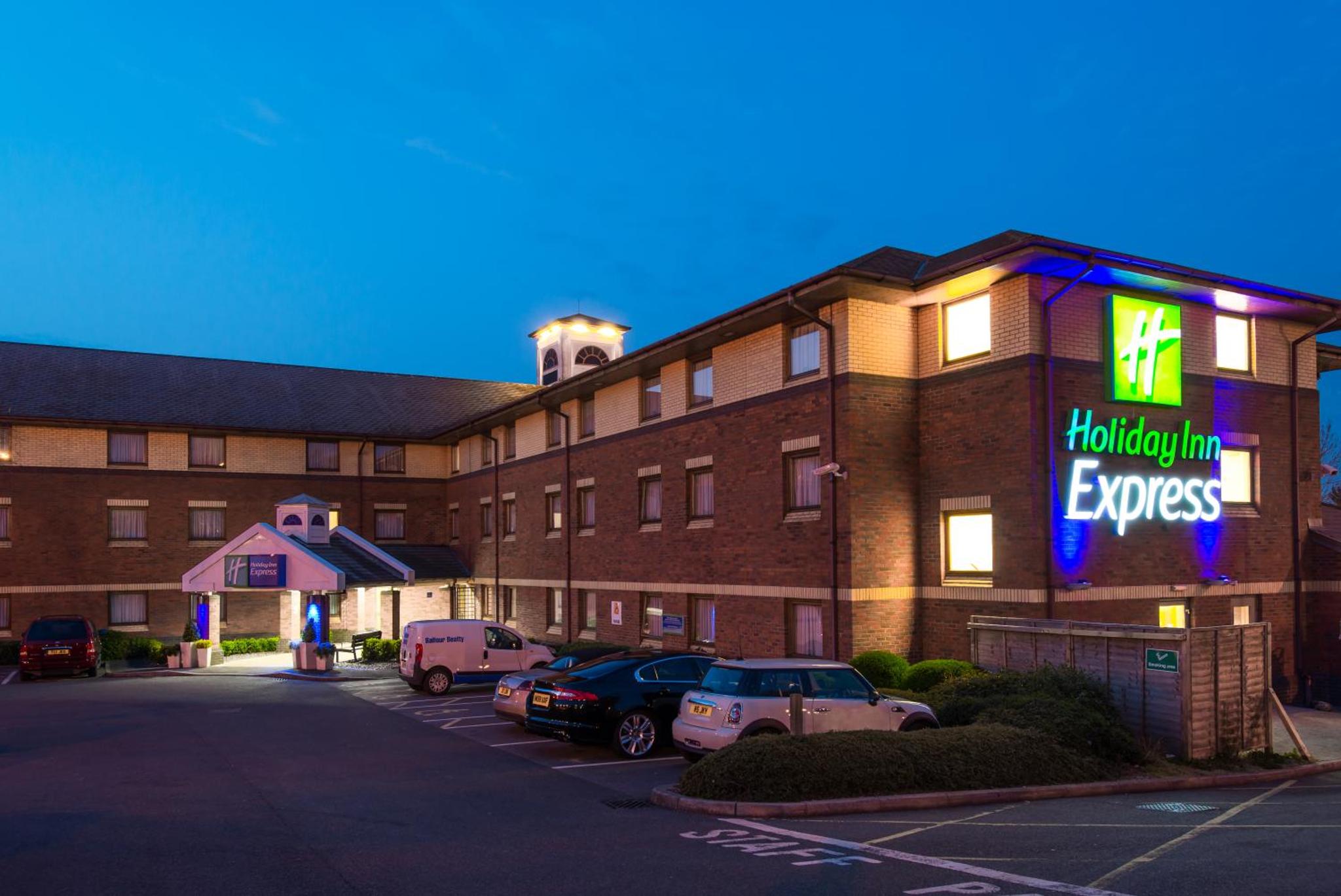 Holiday Inn Express Exeter East