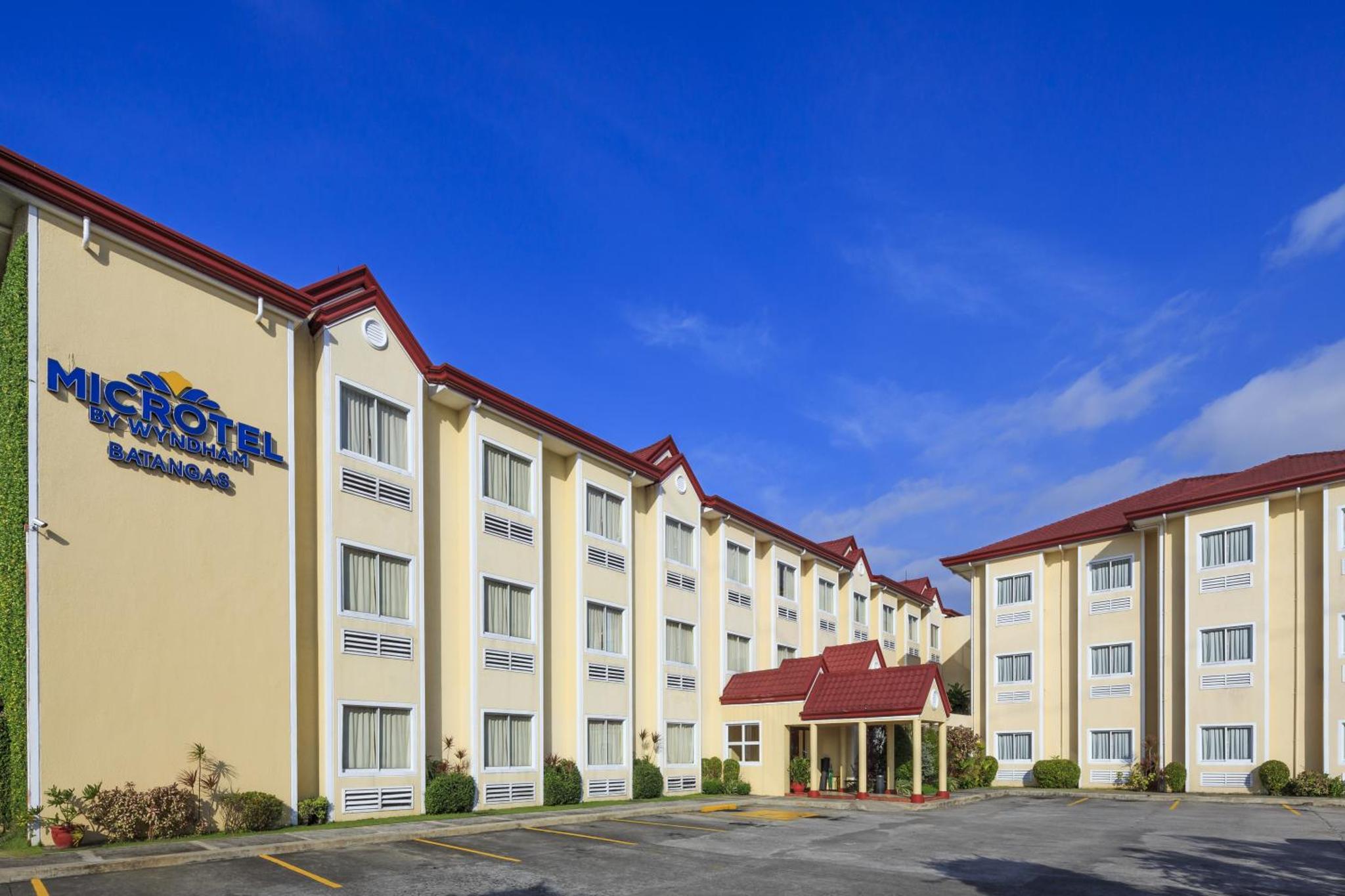 Microtel by Wyndham Batangas