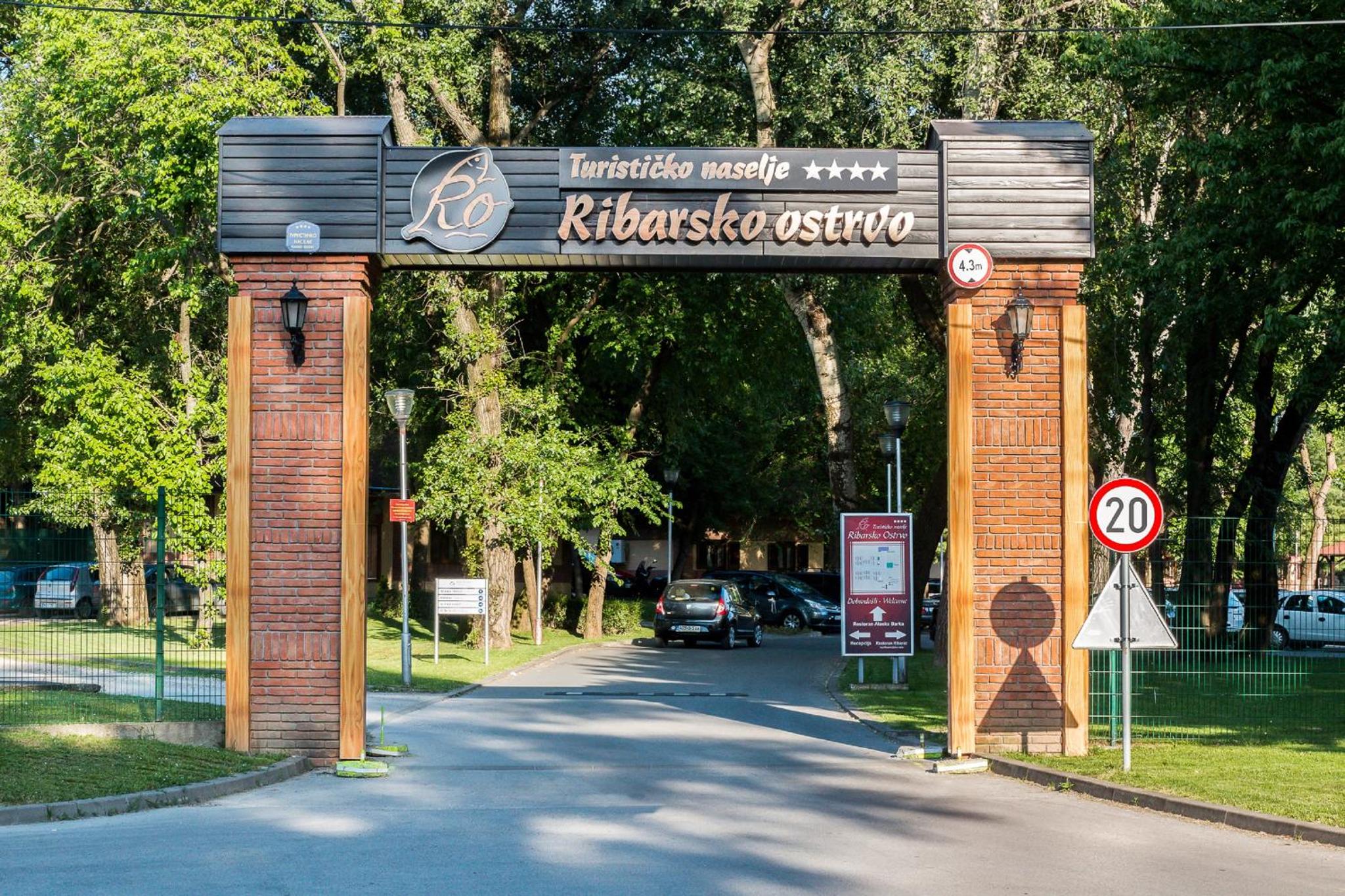 Tourist Resort Ribarsko Ostrvo