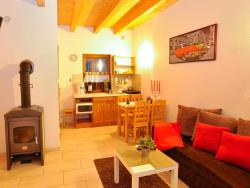 noclegi Bobolin Quaint Holiday Home in Gleznowo with Parasol