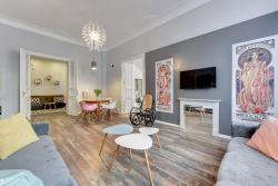 noclegi Gdańsk Blue Mandarin Solidarity Square