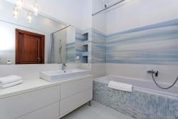 noclegi Gdańsk Mumbai - Neptun Park by OneApartments