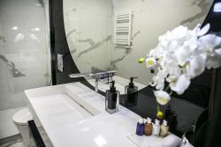 noclegi Gdańsk Apartament z basenem i widokiem na Motławę