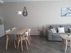 noclegi Pogorzelica Apartament Bryza z ogródkiem