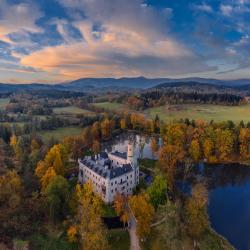 noclegi Łomnica Zamek Karpniki Schloss Fischbach