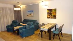 noclegi Sarbinowo Sarbinowo - ,,Apartament 32 u Ewy,, duży , całoroczny z Basenem