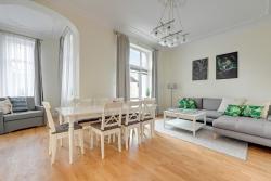 noclegi Sopot Palermo - Spacious Family Apartment 200 m from Sopot Beach by Lion Apartments