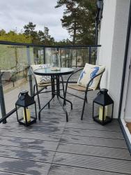 noclegi Pobierowo Apartament GRUNWALDZKA 105 z tarasem 5o m do plaży