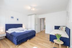 noclegi Poddąbie Apartament 11B Niebieskie Apartamenty z basenem krytym, odkrytym, salą zabaw, animacjami