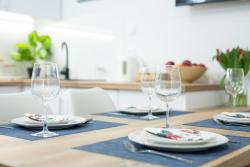 noclegi Poddąbie Apartament 3B Niebieskie Apartamenty z basenem krytym, odkrytym, salą zabaw, animacjami