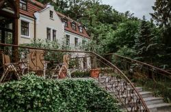 noclegi Koszalin Hotel Bursztynowy Pałac