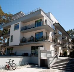 noclegi Pobierowo Apartament IKAR - 2 pokojowy przy morzu z własnym ogródkiem