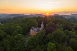 noclegi Jelenia Góra Pałac Paulinum