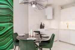 noclegi Kołobrzeg CHILLIapartamenty - Kasprowicza - MALACHIT