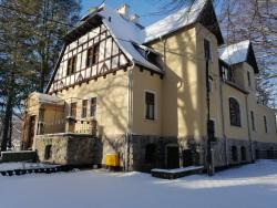 noclegi Szczawno-Zdrój Sanatorium "Dąbrówka"