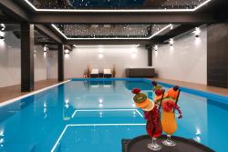 noclegi Władysławowo Domki Bungalow Stella Resort & SPA z basenami, grotą solną, jacuzzi
