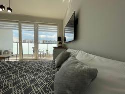 noclegi Kołobrzeg Baltic Style SPA Apartment - FREE swimming pool, saunas & fitness - Kasprowicza 20