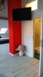 noclegi Słupsk Apartament Witkacego Czerwony