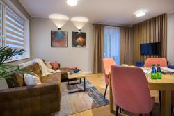 noclegi Koszalin W&K - Blue Suite - Klimatyzacja, FV VAT, Parking w garażu, Blisko dworca i centrum, Wi-Fi