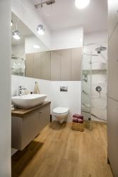 noclegi Koszalin W&K Glam Suite - Studio z balkonem, Faktura VAT, Parking w garażu, Netflix