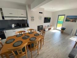 noclegi Trzęsacz Dino