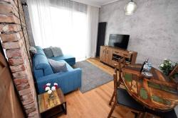 noclegi Gdańsk Apartament Blue Bastion Wałowa 23c z klimatyzacją i miejscem parkingowym w podziemnym parkingu