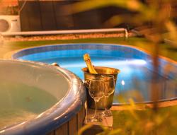 noclegi Sasino Domek InoSasino z basenem i sauną