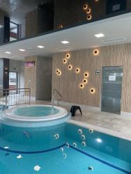 noclegi Rewal Apartament Wiatr i Woda z basenem