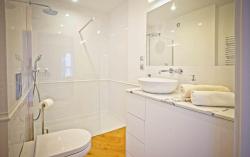 noclegi Gdańsk Elegant Apartment Oldtown Marina