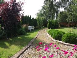 noclegi Kołczewo Black&White-Cherry