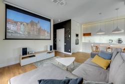 noclegi Gdańsk Premium Family & Business Old Town Riverside Apartment with parking