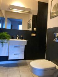 noclegi Pogorzelica Apartamenty Lux Pogorzelica, dwupoziomowy, dwie łazienki, dwa tarasy, pies gratis!