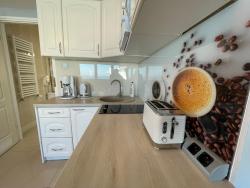 noclegi Międzyzdroje Wolin-Travel Apartamenty Statek z widokiem na morze