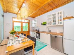 noclegi Rowy Large holiday home with private garden