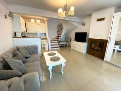 noclegi Dziwnówek Holiday Home in Dziwnowek with Pool & Beach